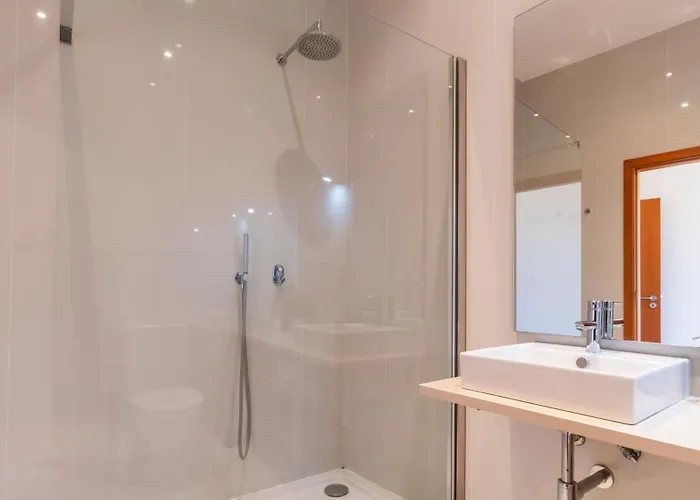 Bento Living By Lovelystay Apartment Porto